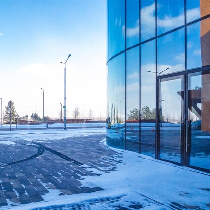 Hvordan pusse vinduer om vinteren?