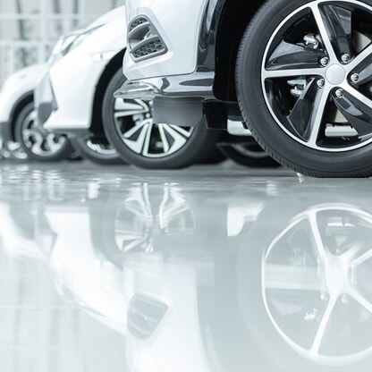 Frisk opp slitt gulvpolish