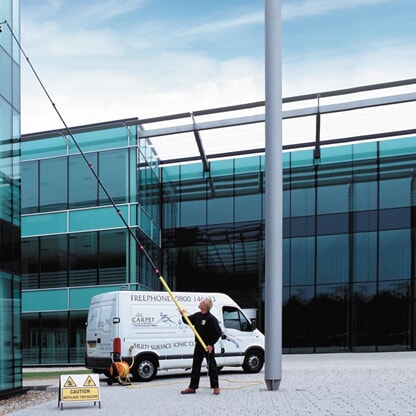 Utstyrsguide til vinduspuss med rentvann